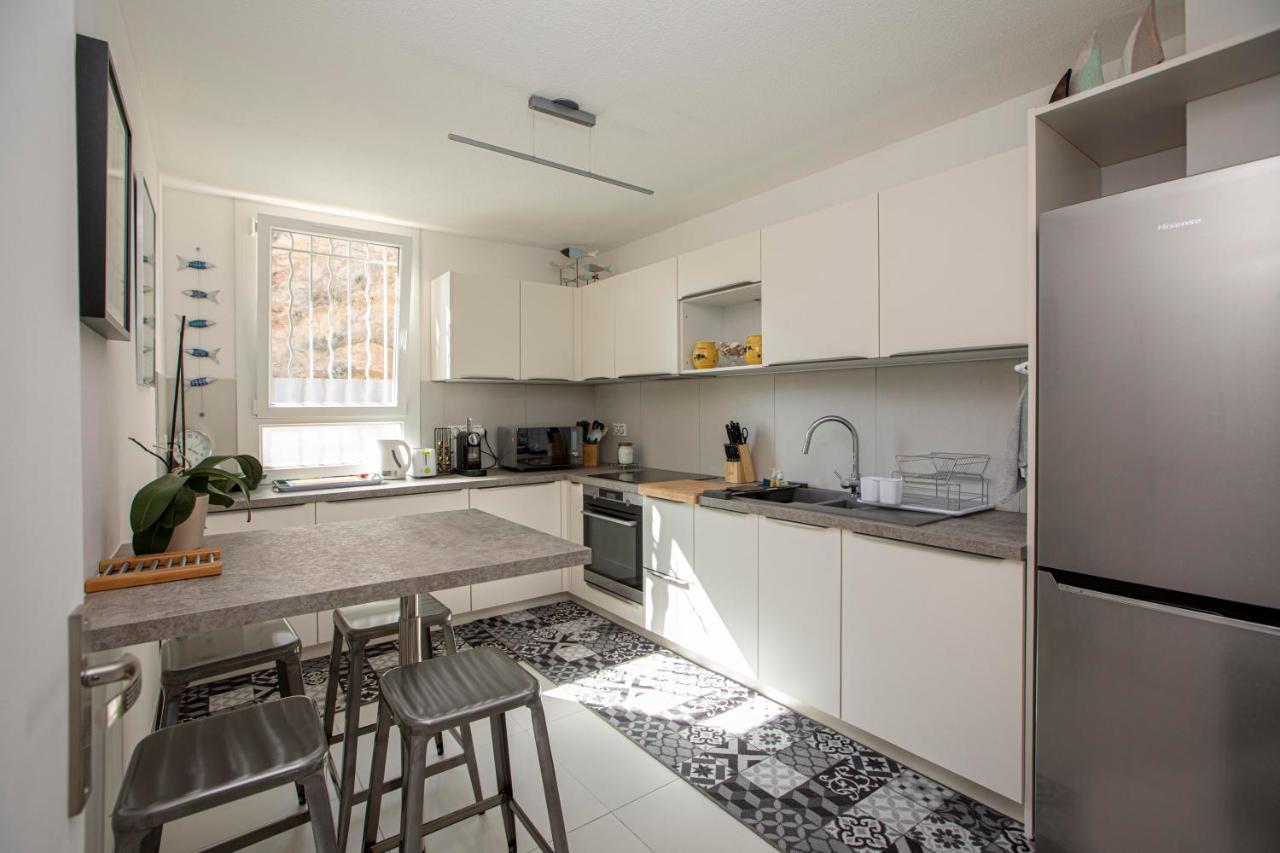 Appartement T3 Traversant Residence Standing Garage Et Piscine Exterieure Gratuits Сет Экстерьер фото
